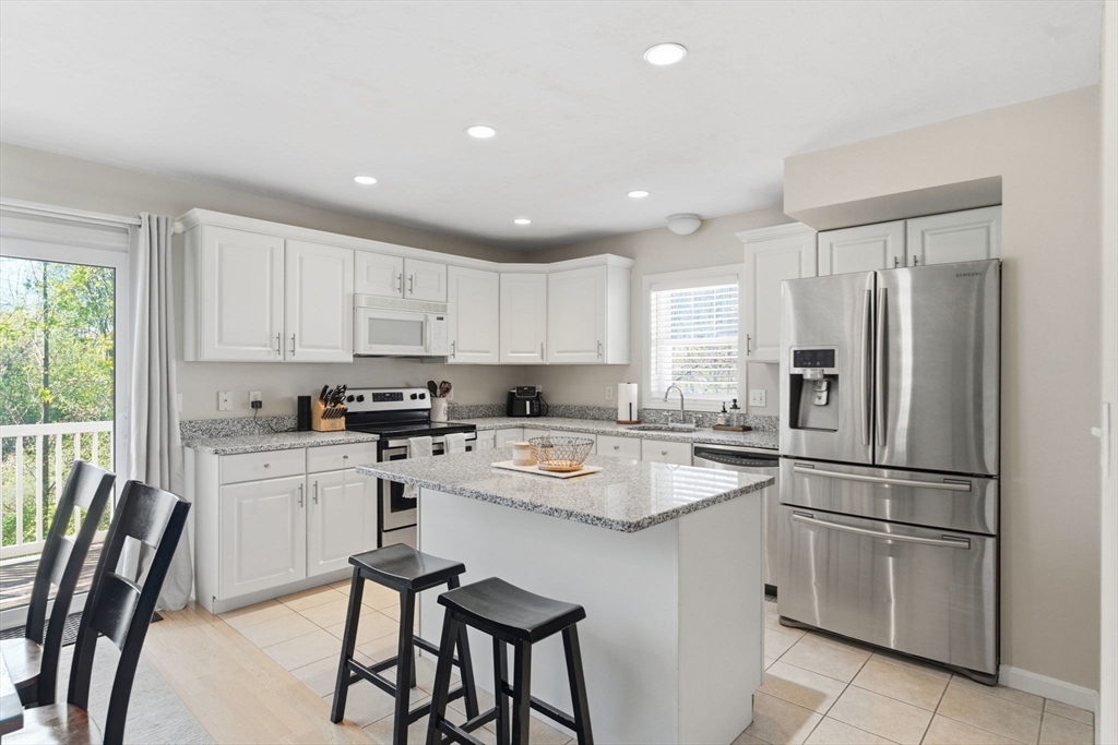 35 Collins Street, Unit 88 Danvers, MA 01923 - Photo 1 of 26