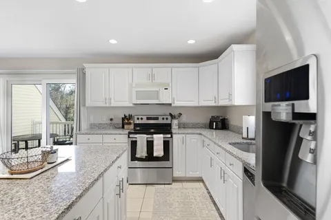 $640,000 | 35 Collins Street, Unit 88, Danvers, MA 01923