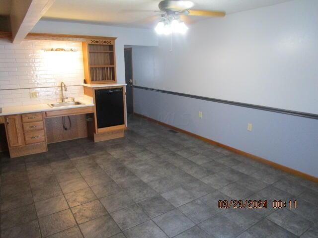 6636 Charles Road Westerville, OH 43082 - Photo 45 of 59 IMG_5735