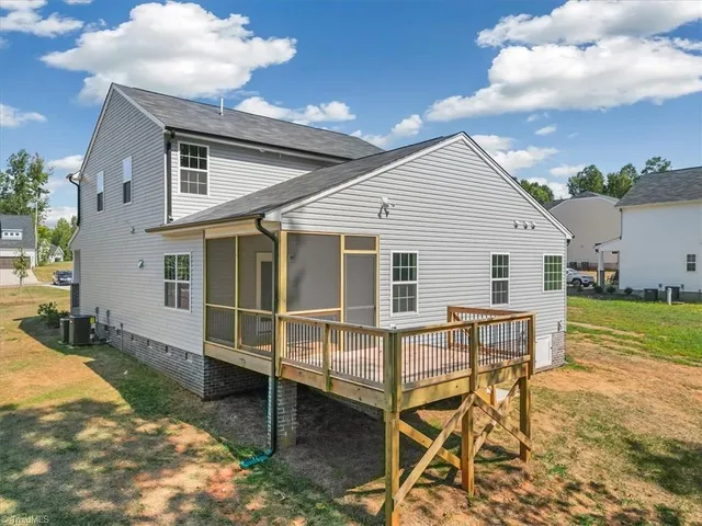 $479,700 | 413 Stonewell Court, Pleasant Garden, NC 27313