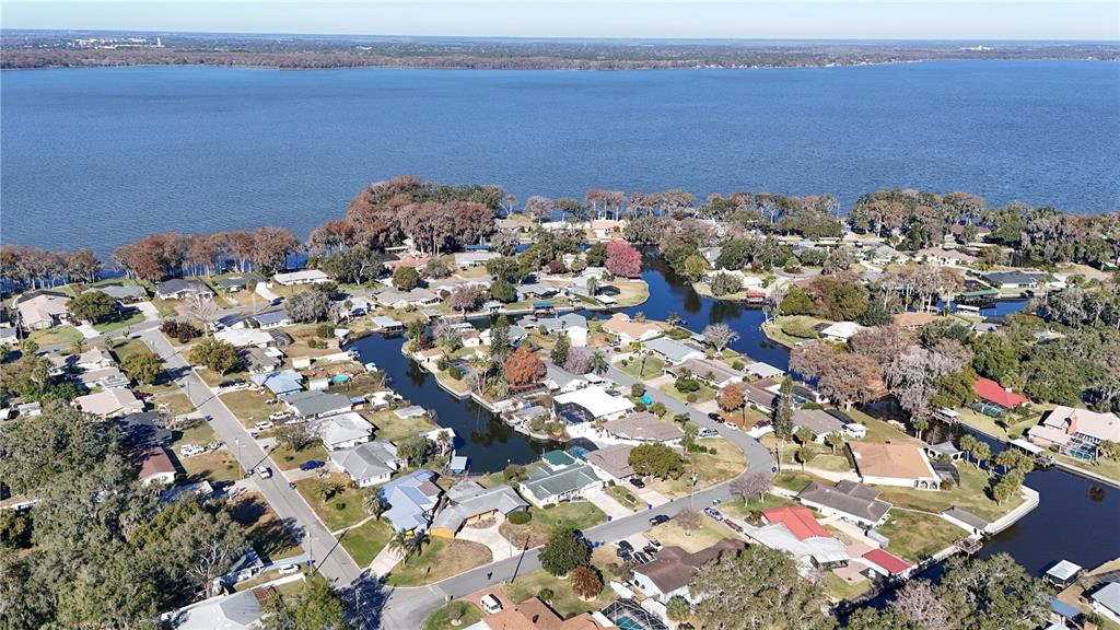 1503 Canal Court Tavares, FL 32778 - Photo 34 of 41 view of city and ocean