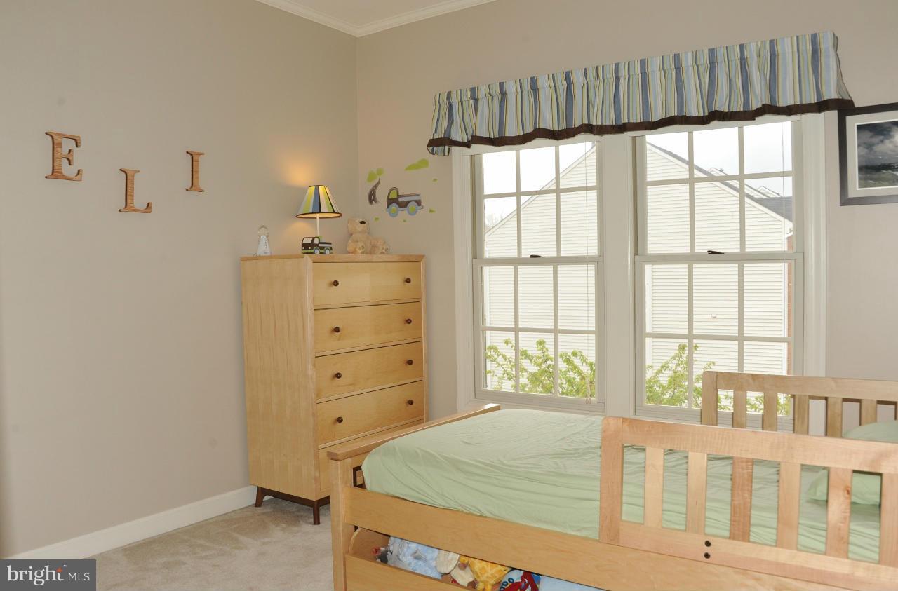 6339 Simmer Circle Springfield, VA 22150 - Photo 23 of 30 Third Bedroom