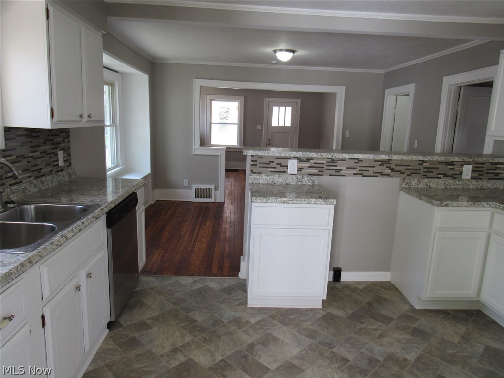 371 Ripley Avenue Akron, OH 44312 - Photo 4 of 23 Gallery Image 4