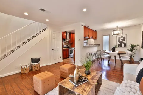 $750,000 | 248 Red Oak Drive East, Unit E, Sunnyvale, CA 94086