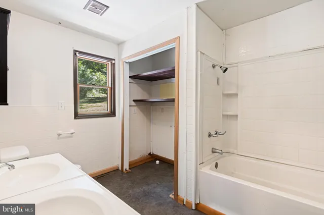 $110,000 | 12528 Seavolt Road, Hancock, MD 21750