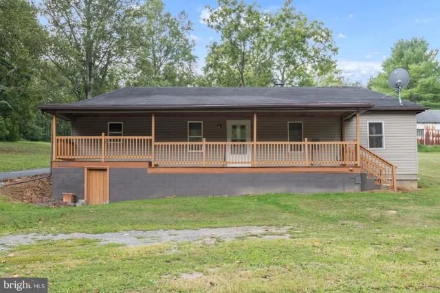 $110,000 | 12528 Seavolt Road, Hancock, MD 21750