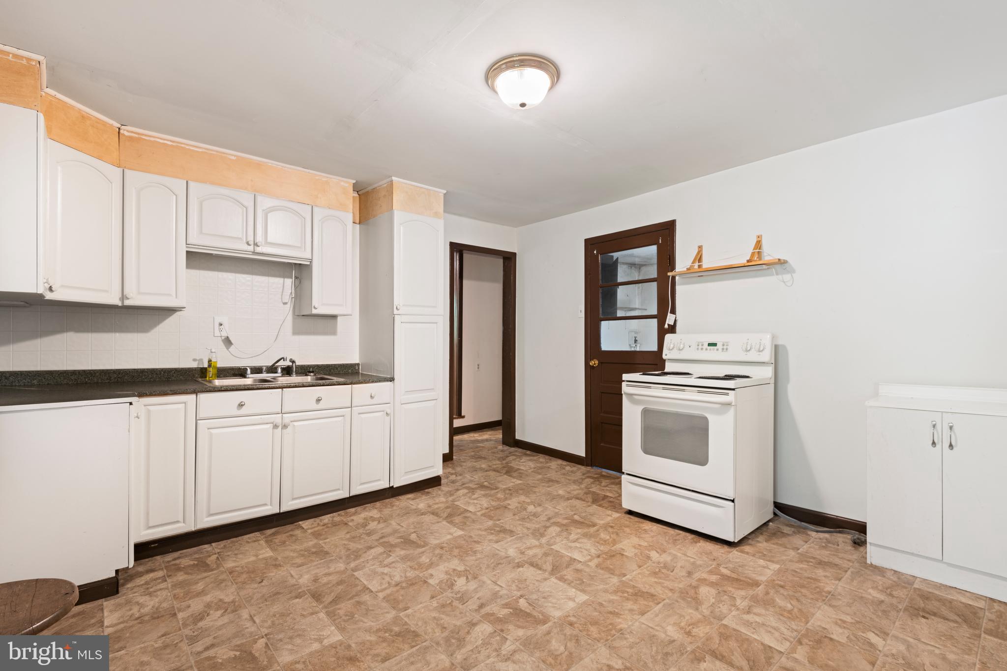 12528 Seavolt Road Hancock, MD 21750 - Photo 2 of 24 Gallery Image 2