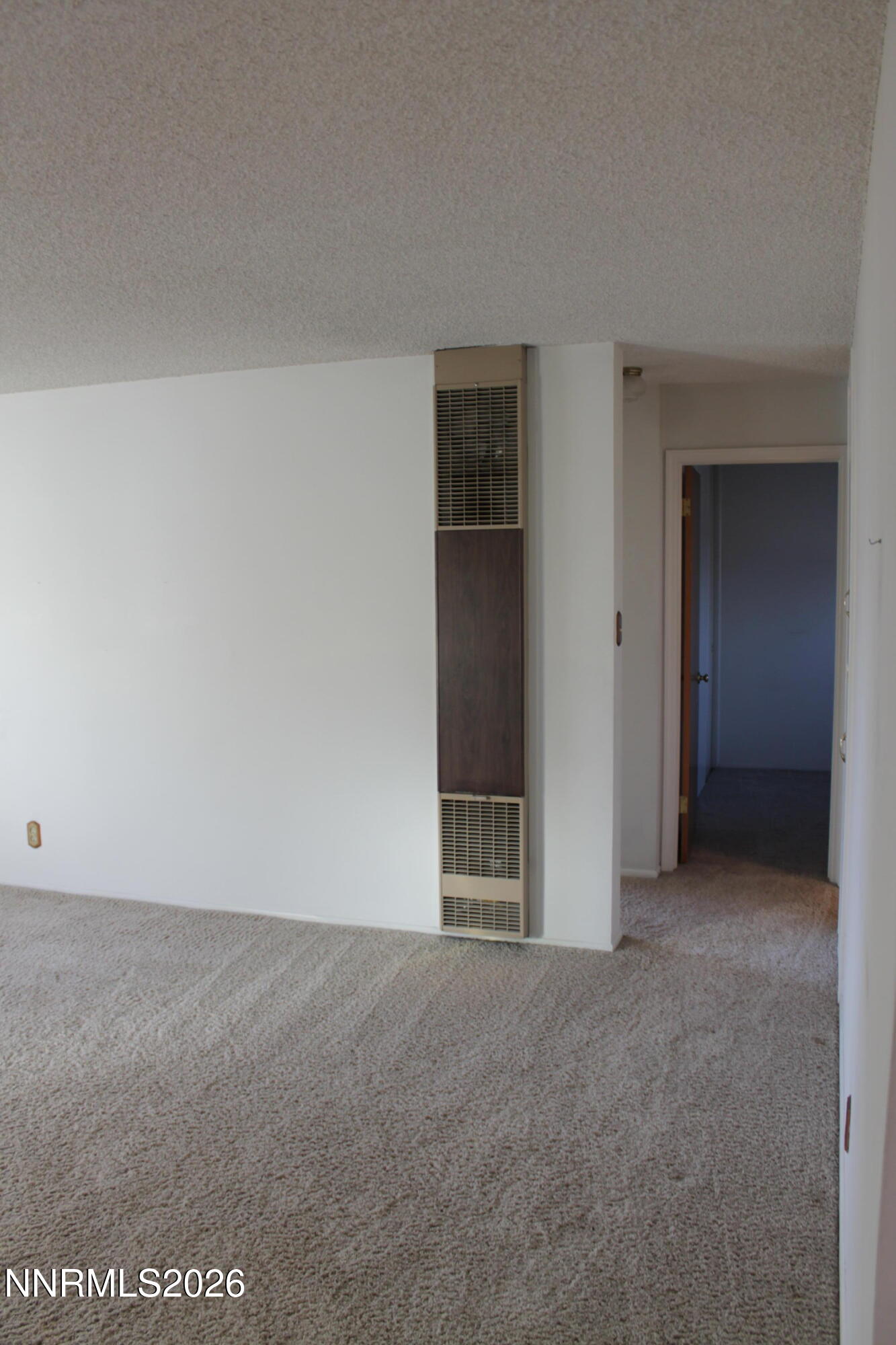 1940 4th Street, Unit 46 Sparks, NV 89431 - Photo 6 of 21 an empty room with closet