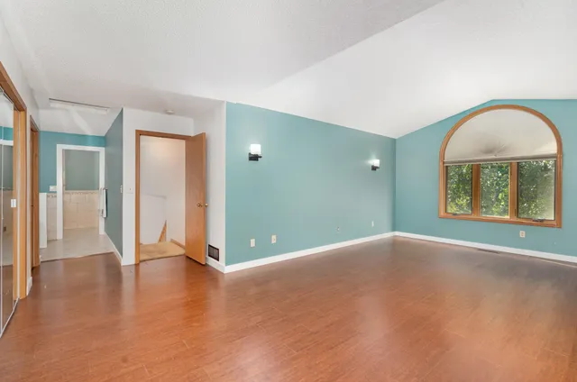 $319,900 | 2523 Sumac Ridge, White Bear Lake, MN 55110