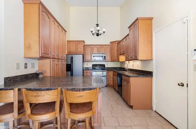 $319,900 | 2523 Sumac Ridge, White Bear Lake, MN 55110