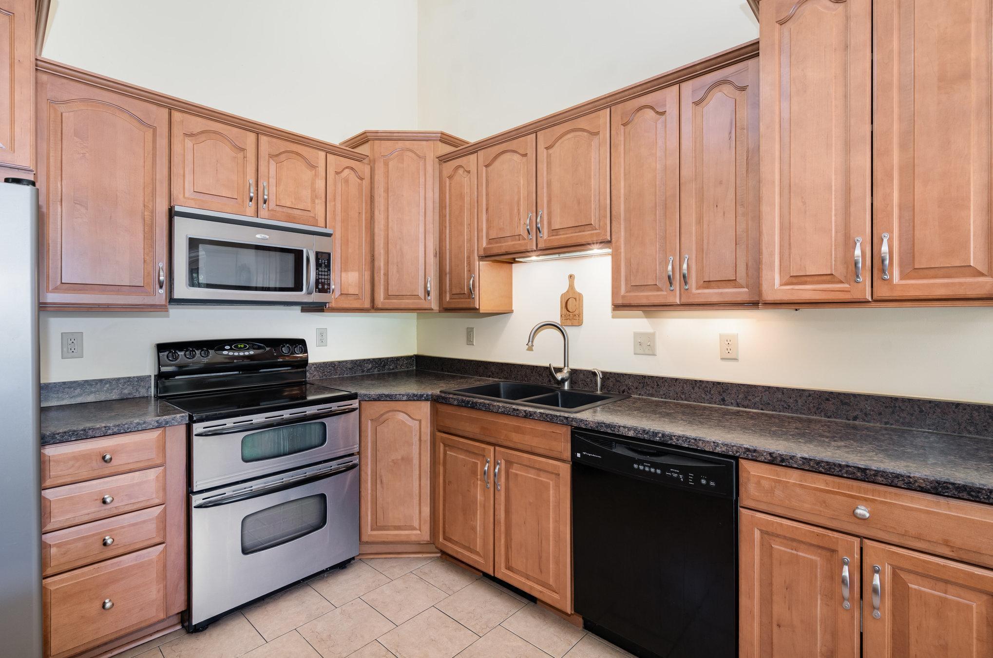 2523 Sumac Ridge White Bear Lake, MN 55110 - Photo 7 of 19