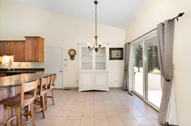 $319,900 | 2523 Sumac Ridge, White Bear Lake, MN 55110