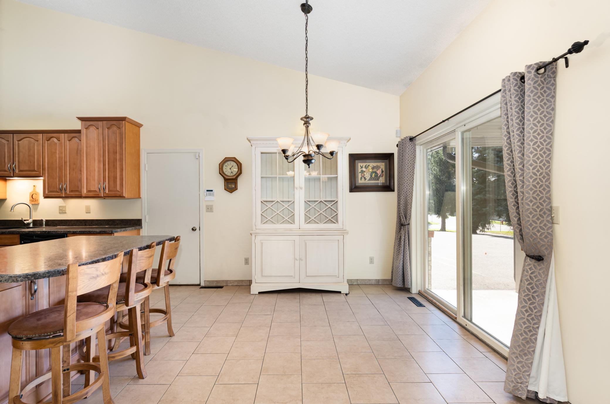 2523 Sumac Ridge White Bear Lake, MN 55110 - Photo 9 of 21