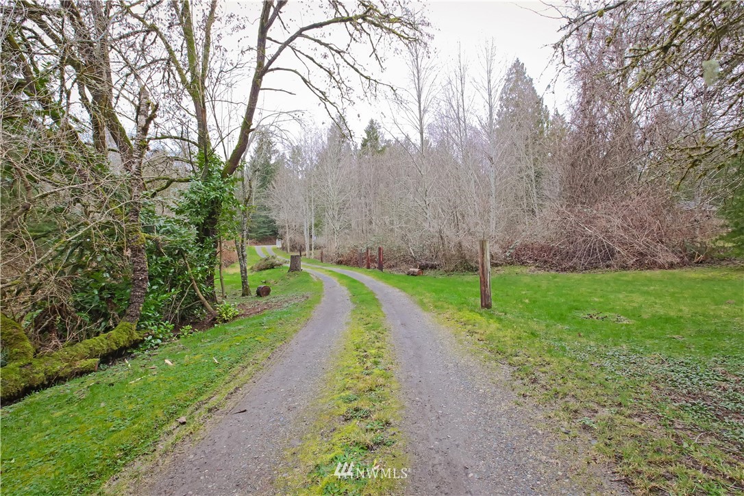 3829 Locker Road Southeast Port Orchard, WA 98366 - Photo 23 of 39 Gallery Image 23