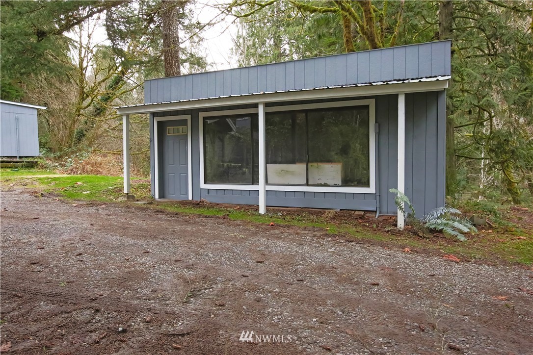 3829 Locker Road Southeast Port Orchard, WA 98366 - Photo 34 of 39 Gallery Image 34