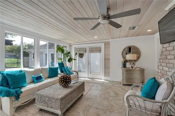 $599,000 | 820 Fairfield Avenue, Gretna, LA 70056