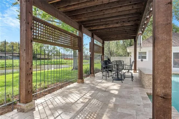 $599,000 | 820 Fairfield Avenue, Gretna, LA 70056