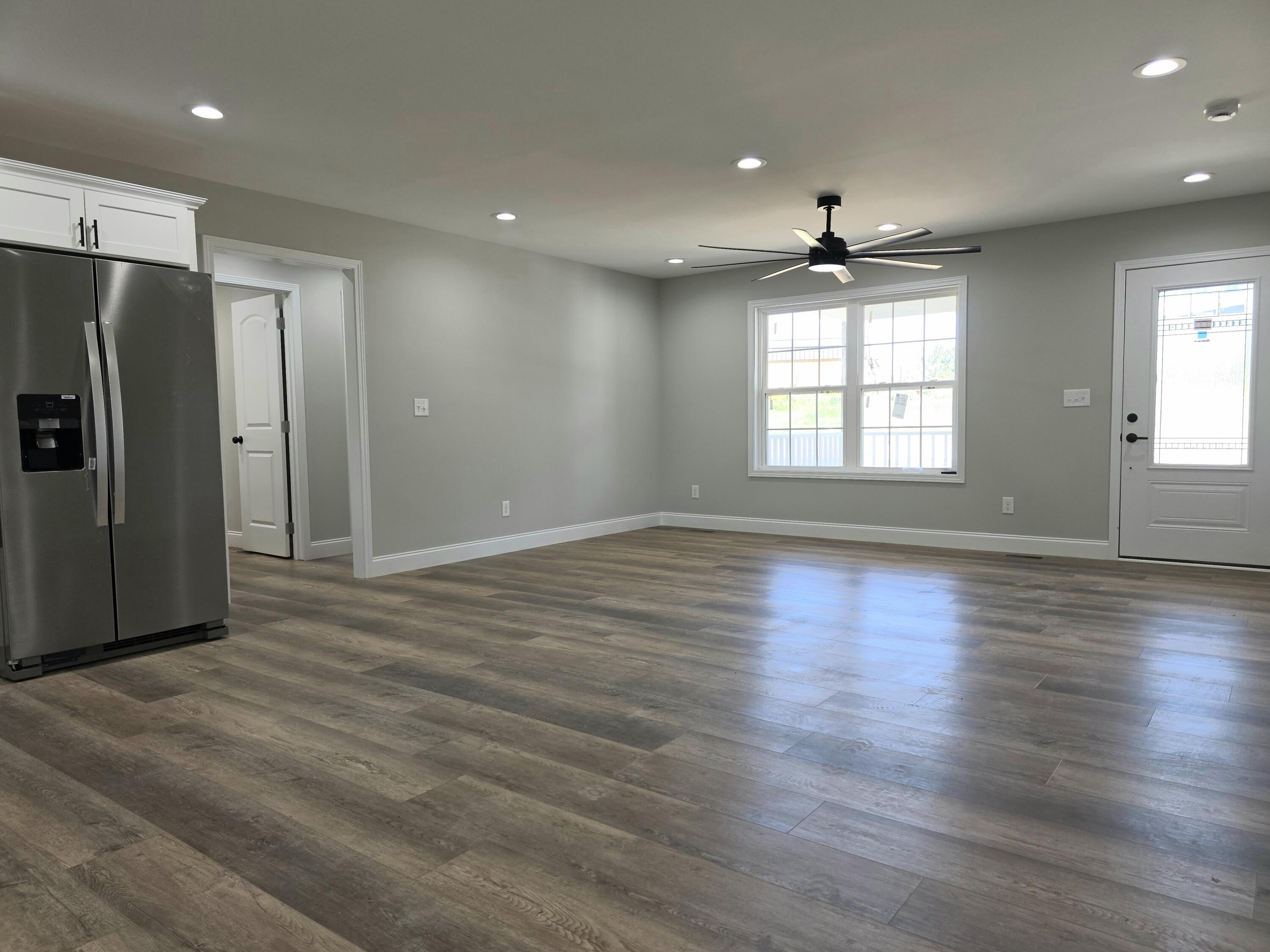 315 Hawk Creek Road London, KY 40741 - Photo 12 of 33 20260430_113838