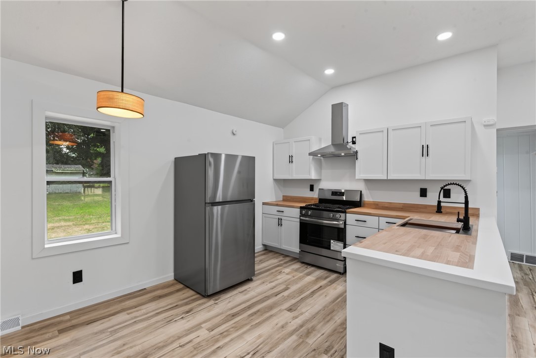 6199 Reynolds Road Mentor, OH 44060 - Photo 5 of 22 Gallery Image 5