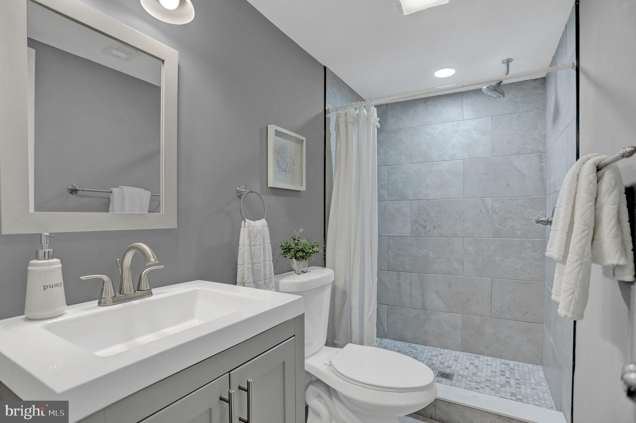 9221 Avondale Road Baltimore, MD 21234 - Photo 13 of 43 Gallery Image 13