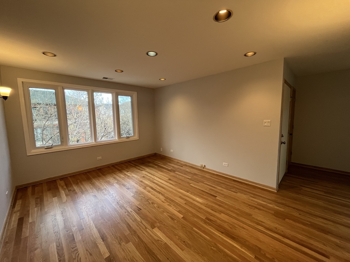 449 West 37th Street, Unit 2 Chicago, IL 60609 - Photo 2 of 14
