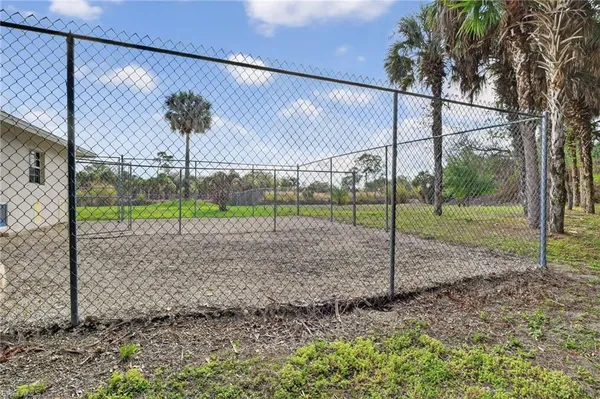 $999,000 | 3886 24th Avenue Southeast, Naples, FL 34117