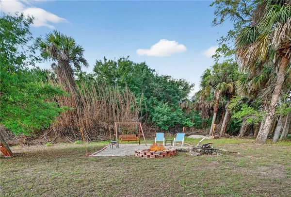 $999,000 | 3886 24th Avenue Southeast, Naples, FL 34117