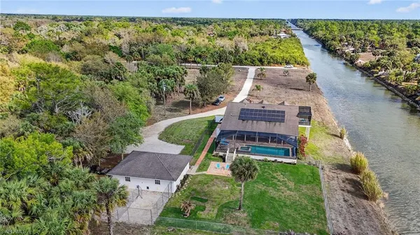 $999,000 | 3886 24th Avenue Southeast, Naples, FL 34117