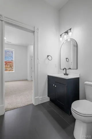 $399,000 | 6827 Minnesota Avenue, St. Louis, MO 63111