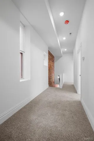 $399,000 | 6827 Minnesota Avenue, St. Louis, MO 63111