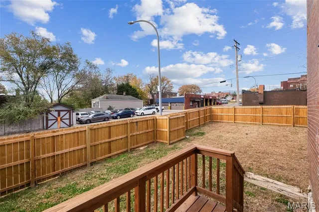 $399,000 | 6827 Minnesota Avenue, St. Louis, MO 63111