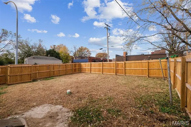 $399,000 | 6827 Minnesota Avenue, St. Louis, MO 63111