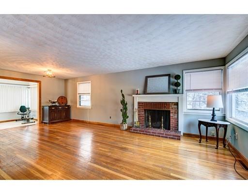 32 Brigham Street Hudson, MA 01749 - Photo 4 of 19 Gallery Image 4