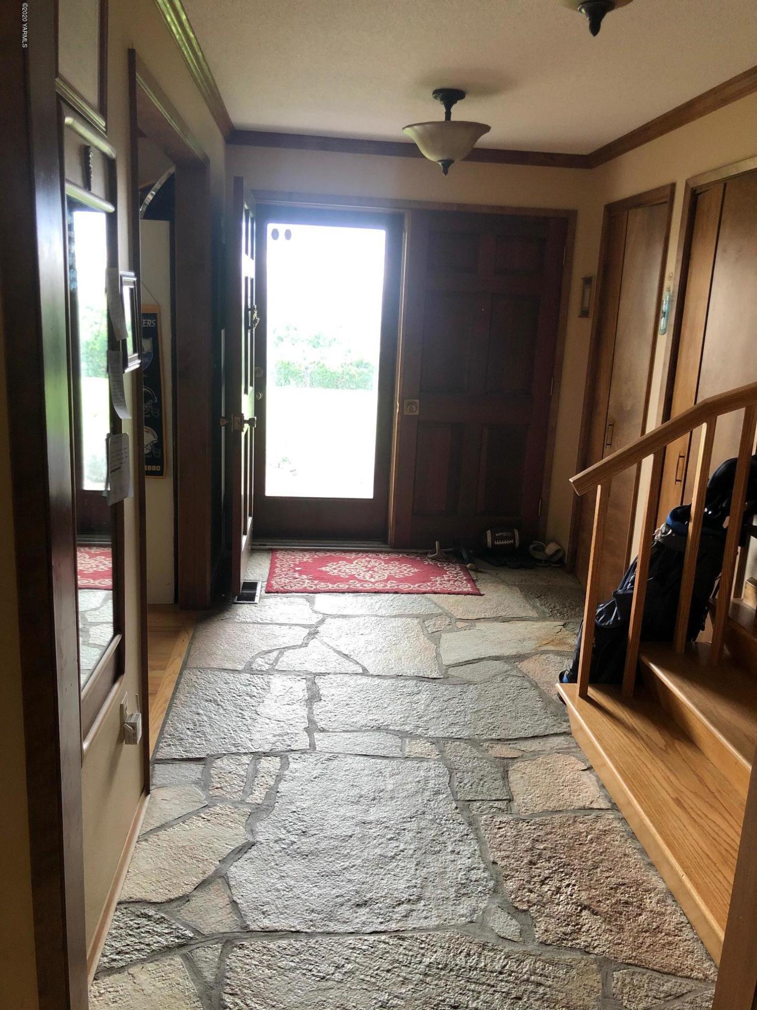 170 St Mary Road Harrah, WA 98933 - Photo 9 of 26 a view of entryway with a front door