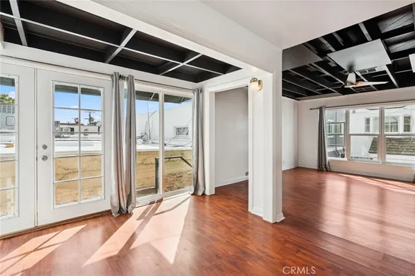 $4,000 | 305 Marine Avenue, Newport Beach, CA 92662