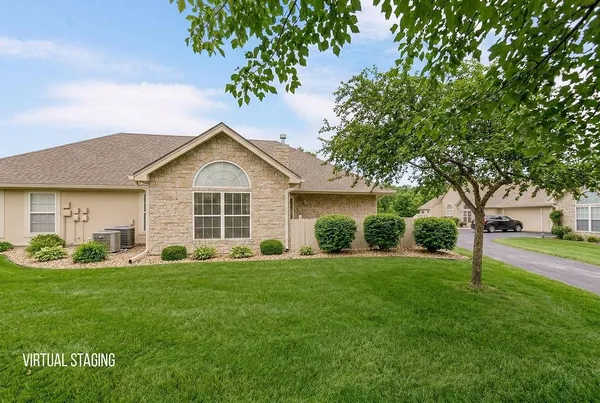 $284,000 | 6160 Northeast Kensington Drive, Lee's Summit, MO 64064
