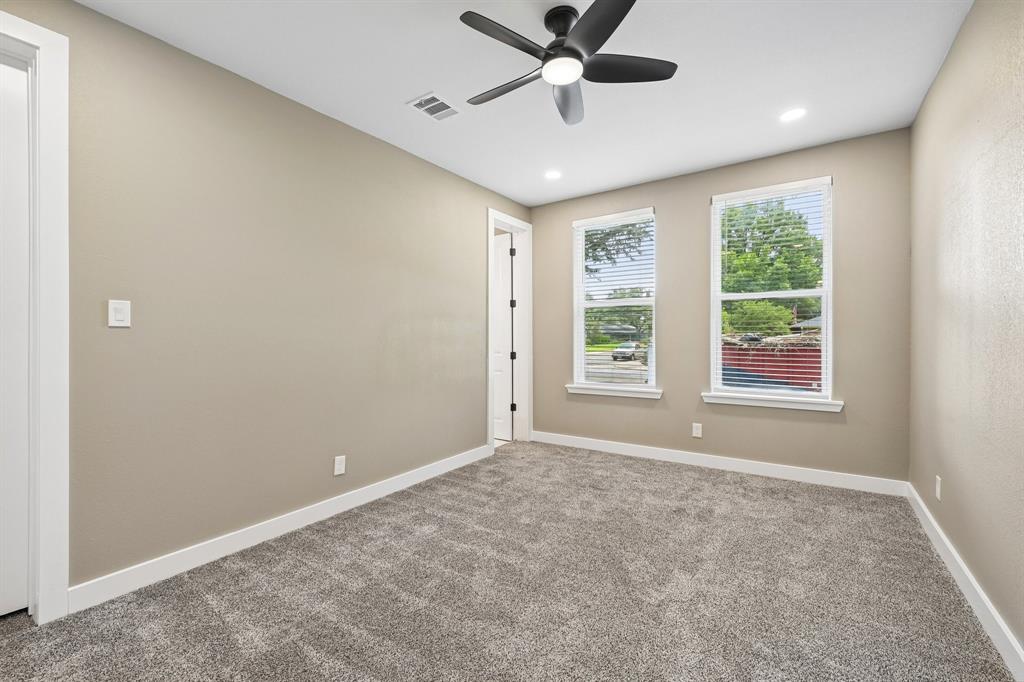 3337 Whirlaway Road Dallas, TX 75229 - Photo 20 of 39