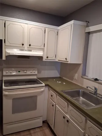 $1,800 | 1320 Northwest 43 Terrace, Lauderhill, FL 33313