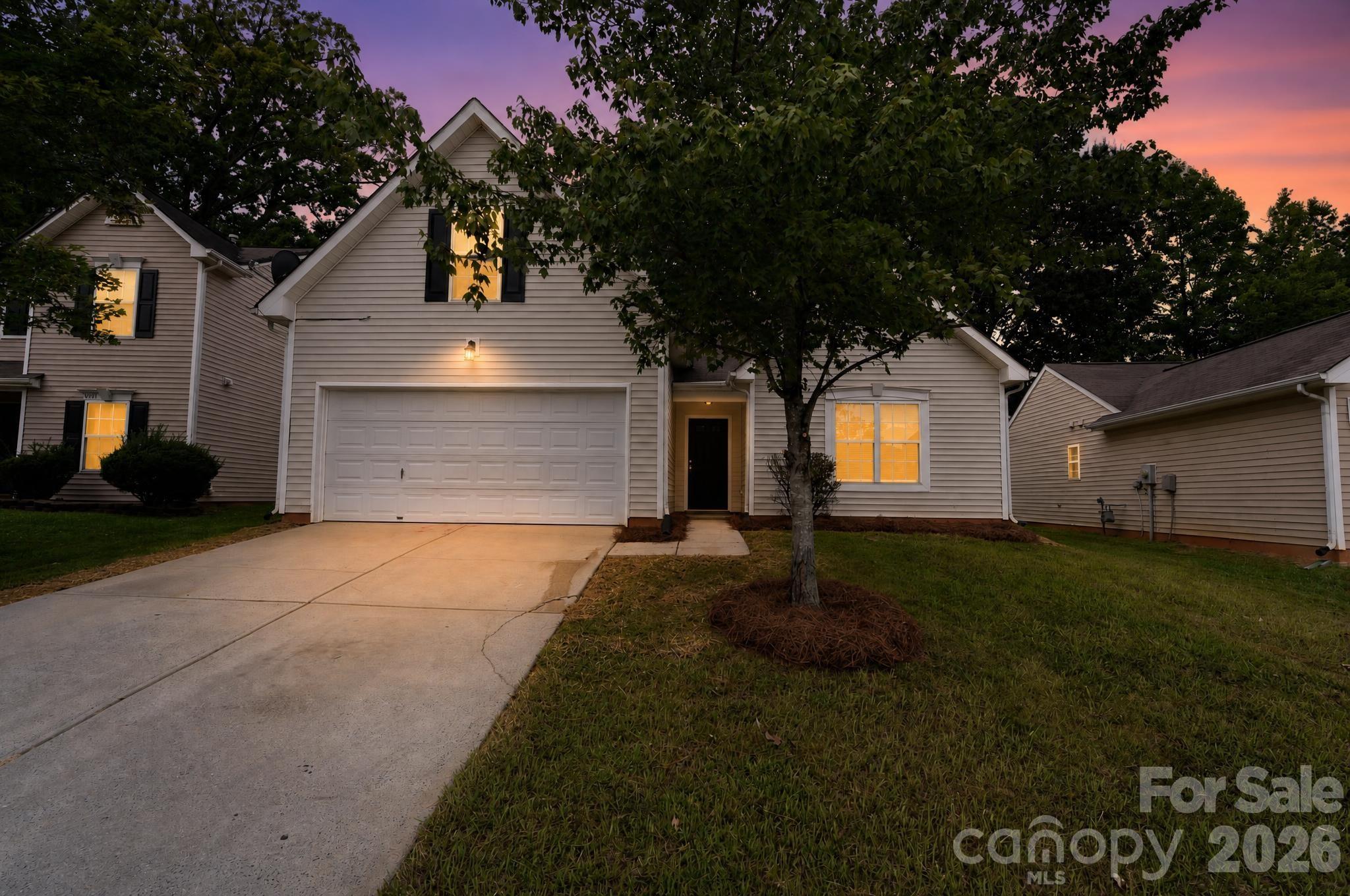 6923 Sunman Road Charlotte, NC 28216 - Photo 1 of 23 Gallery Image 1