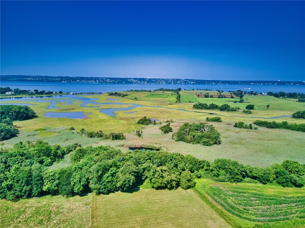 3425 Main Road Tiverton, RI 02878 - Photo 9 of 50 Gallery Image 9