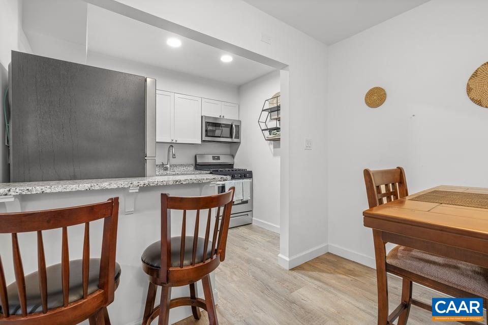 2527 Hydraulic Road, Unit 50 Charlottesville, VA 22901 - Photo 11 of 27