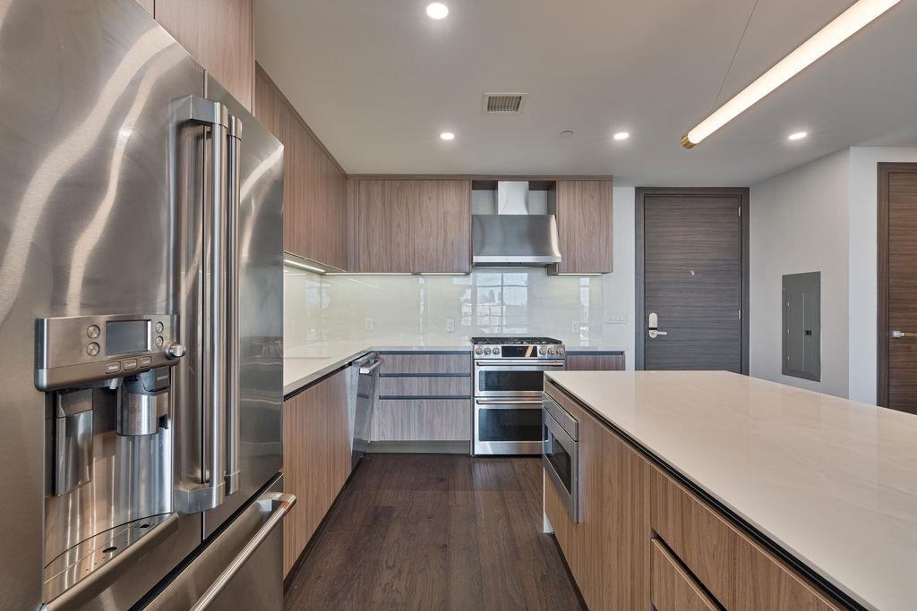 8701 Churchill Road, Unit 502 North Bergen, NJ 07047 - Photo 4 of 37