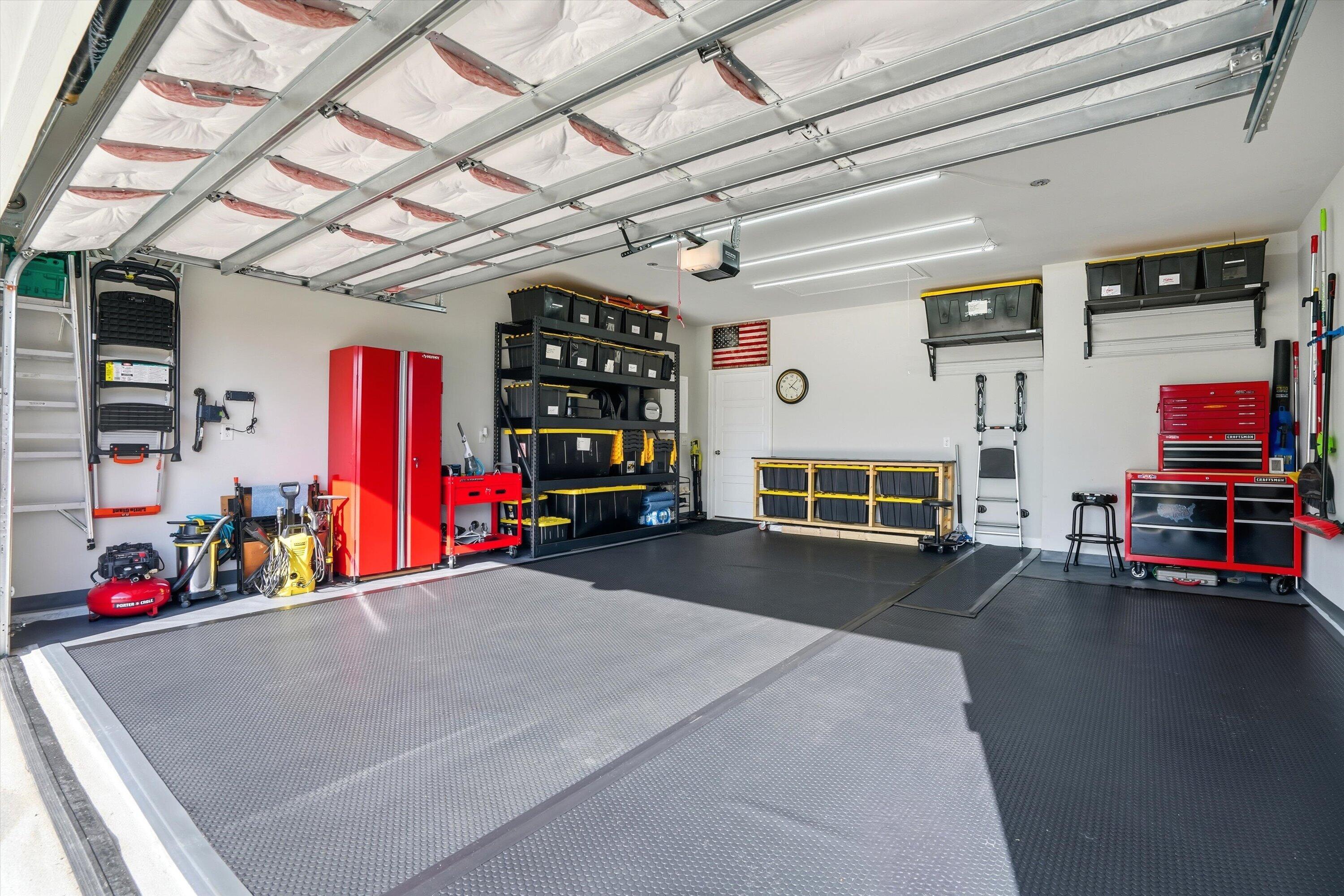 1106 Coastal Creek Ridgeville, SC 29472 - Photo 27 of 35 Garage