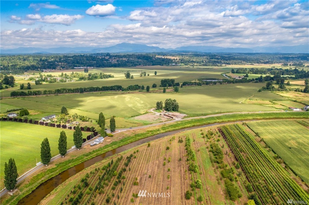 11201 Old Snohomish Monroe Road Snohomish, WA 98290 - Photo 6 of 11 a view of an ocean with city