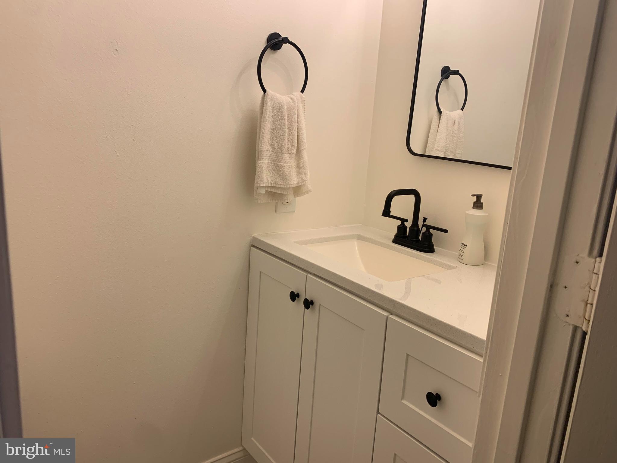 16 Wilcox Court Silver Spring, MD 20906 - Photo 18 of 74 Powder room