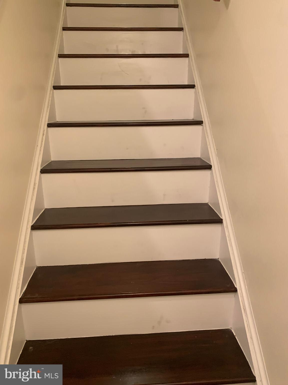 16 Wilcox Court Silver Spring, MD 20906 - Photo 33 of 74 Stairs to 3rd level