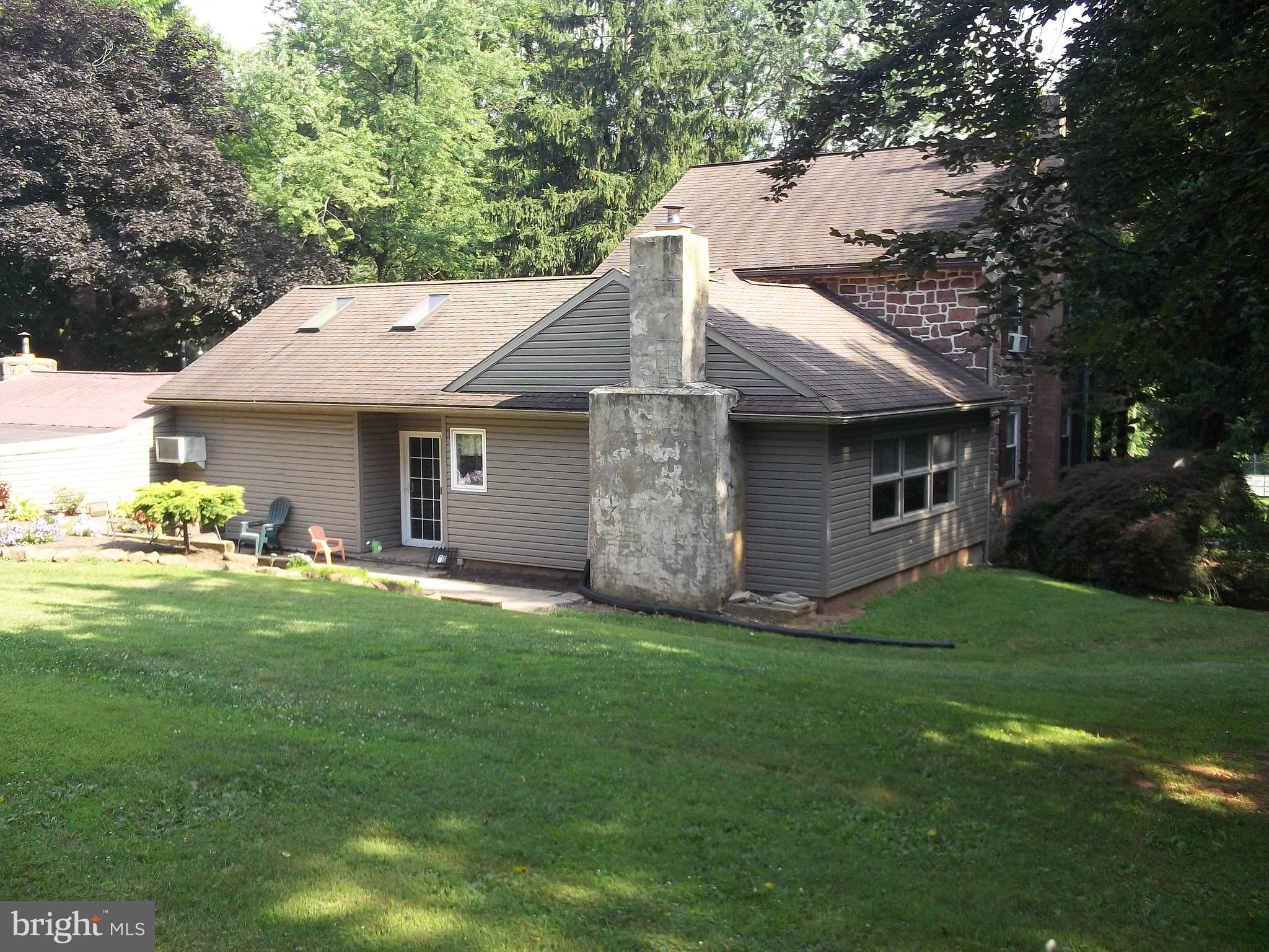 240 Chapel Road Newmanstown, PA 17073 - Photo 8 of 70 Gallery Image 8
