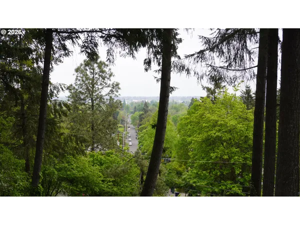 $599,000 | 2025 West 25th Avenue, Eugene, OR 97405