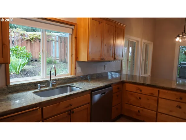 $599,000 | 2025 West 25th Avenue, Eugene, OR 97405