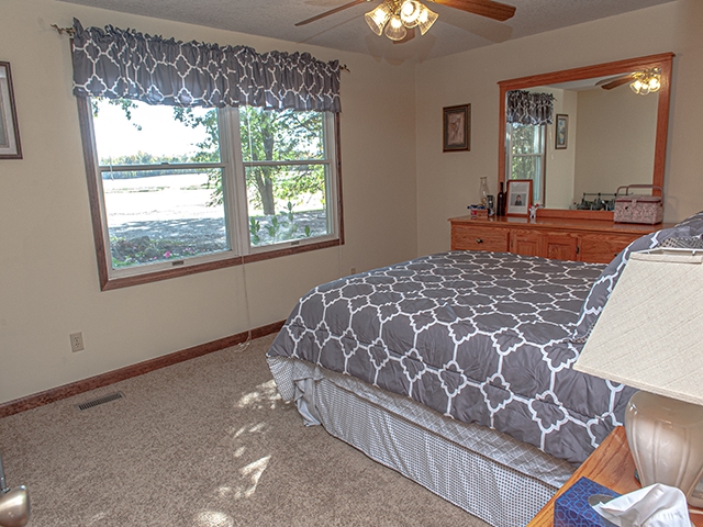 6220 Hathaway Road Fort Wayne, IN 46818 - Photo 19 of 35